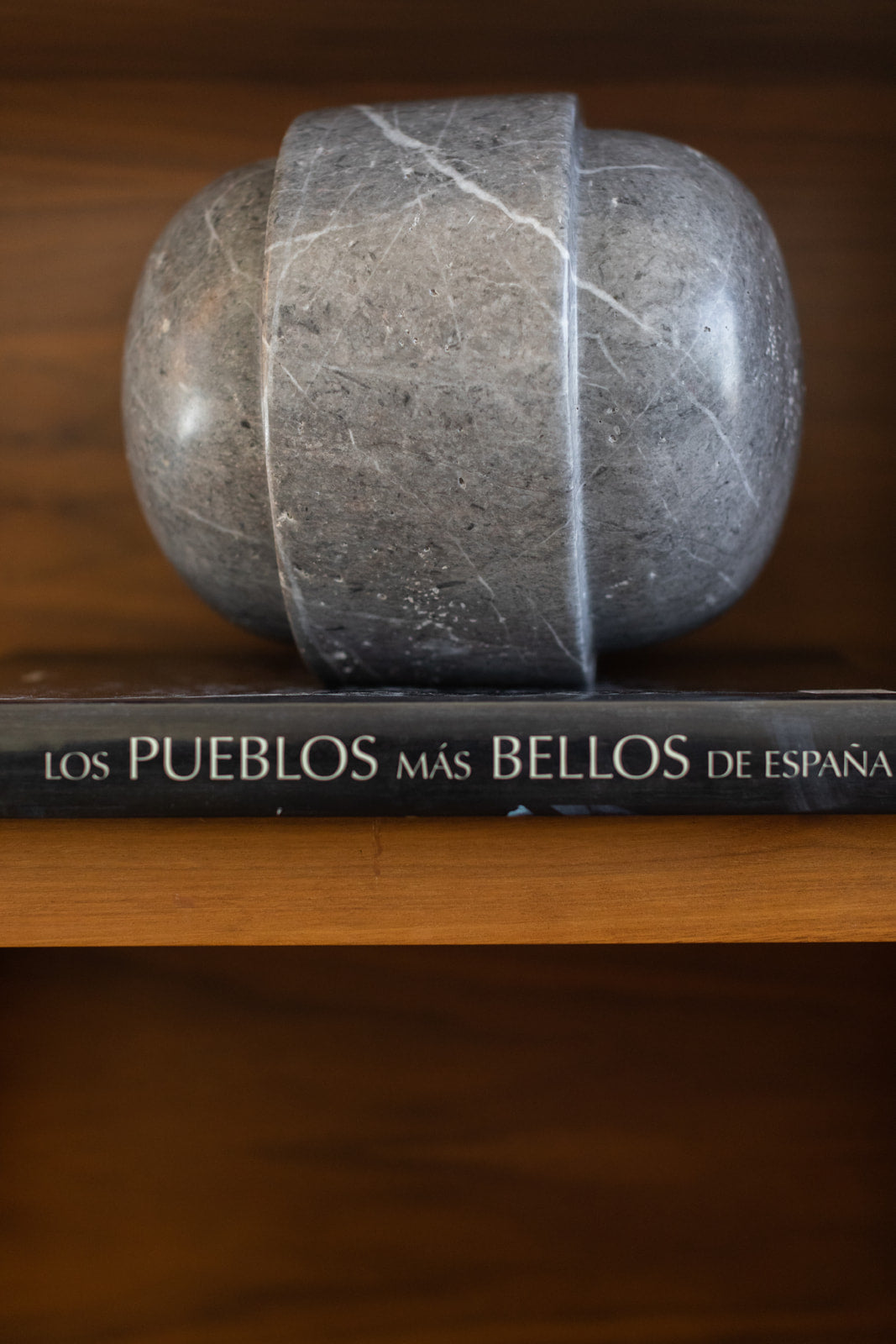 Totem Mármol Gris Tepeaca