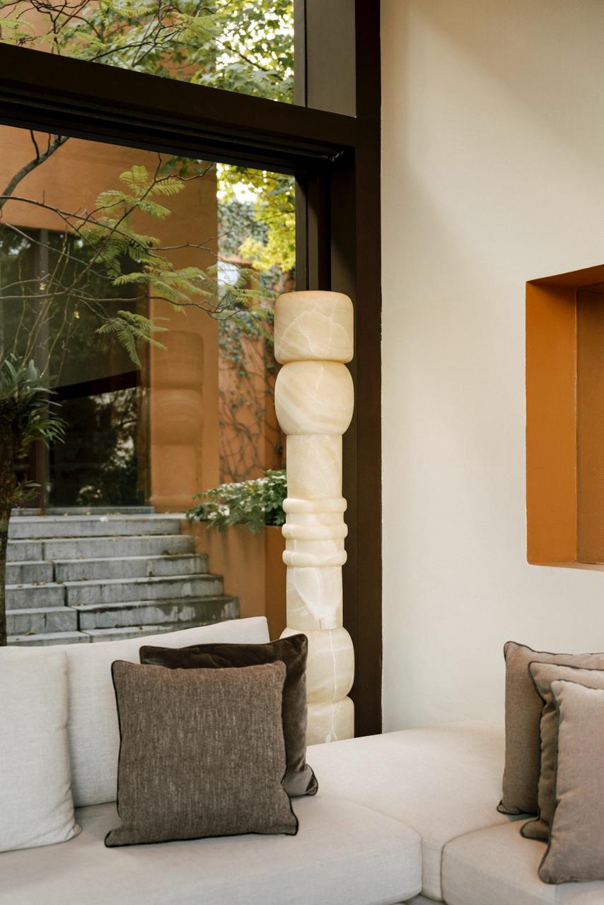 Lámpara Tótem Ónix