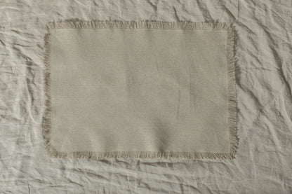Servilletas / Individuales Beige de lino español - Colección Deshilada